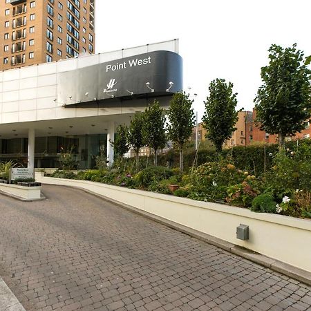 Point West Apartments London Exteriör bild
