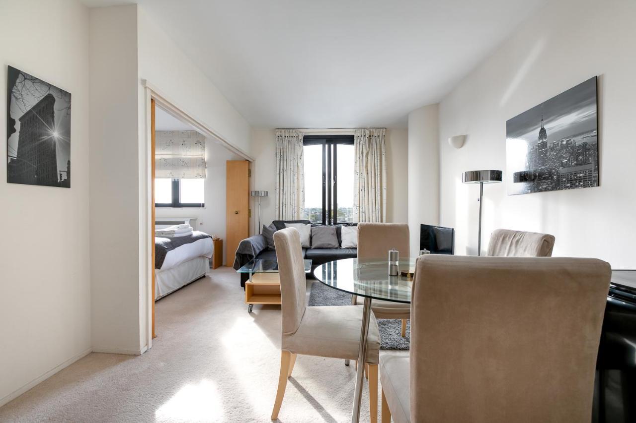 Point West Apartments London Exteriör bild